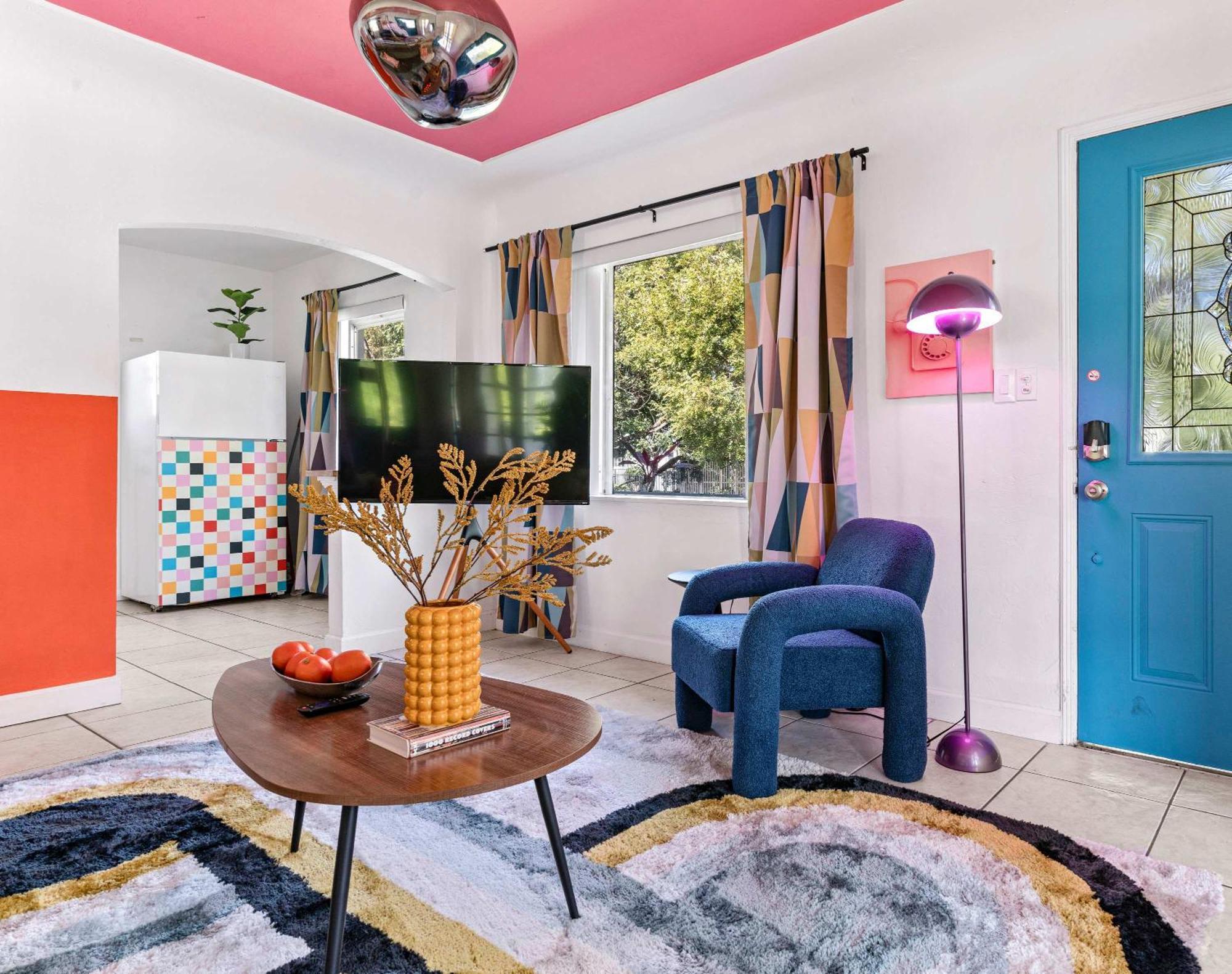 Retro Rewind - Location Parking And The Vibes Сasa de vacaciones Miami